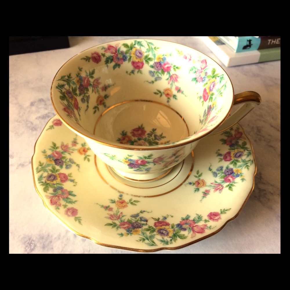 Vintage Teacups ☕️